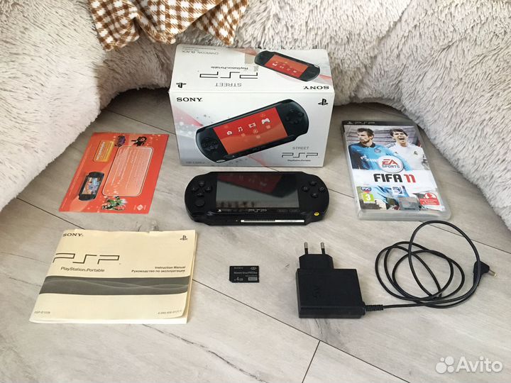 Sony PSP e1008 street