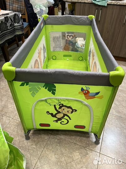 Манеж детский складной