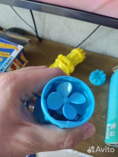 Пистолет для мыльных пузырей