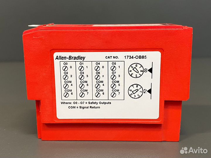 Allen-Bradley 1734-OB8S Ser. B новый, в упак. 1 шт