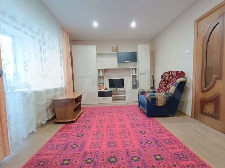 2-к. квартира, 60 м², 8/10 эт.