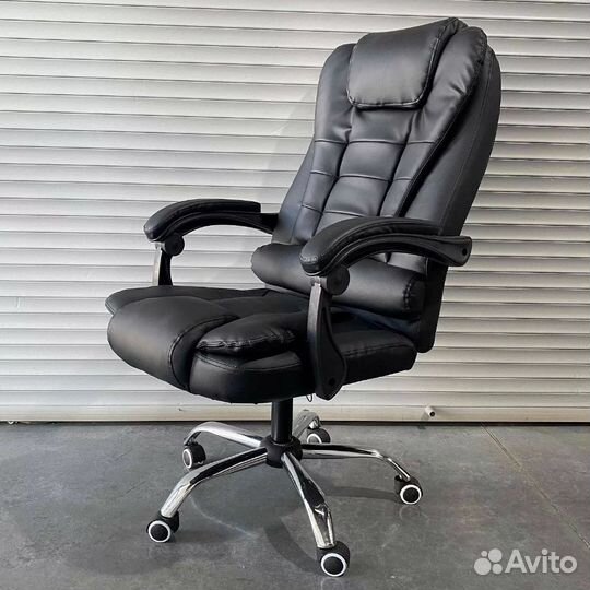 Офисное компьютерное кресло с вибромассажером