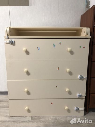 Пеленальный столик комод