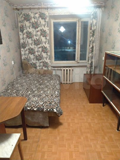 Комната 12 м² в 4-к., 4/9 эт.