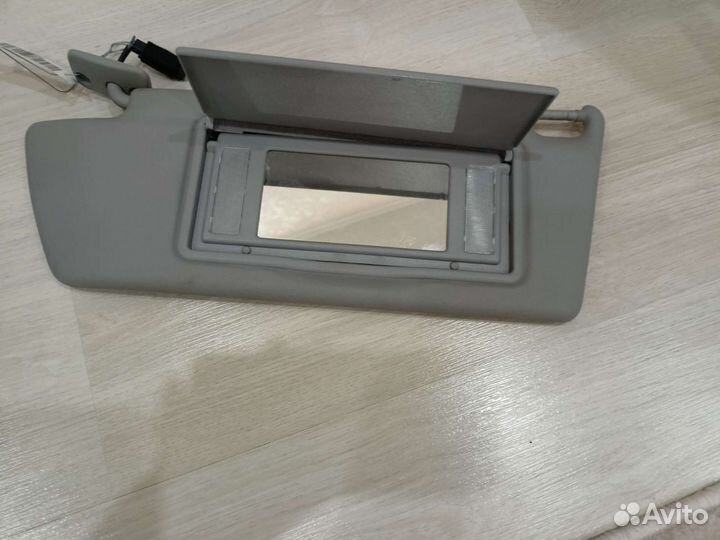 Солнцезащитный козырек на Opel Vectra C