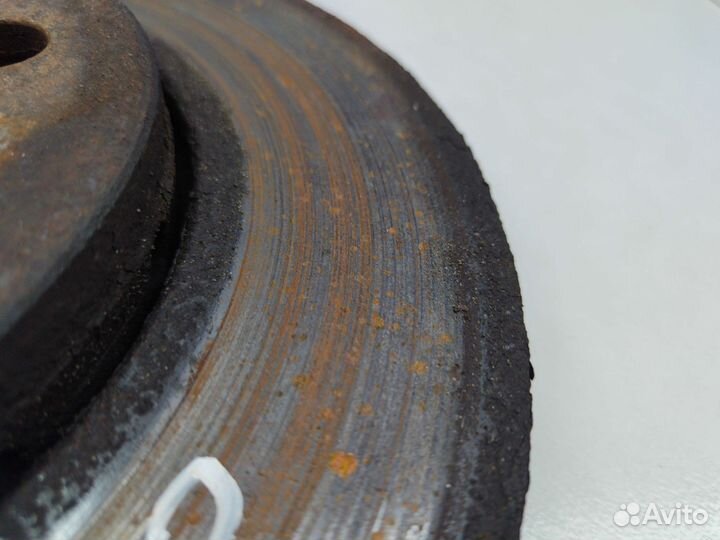 Диск тормозной передний Volkswagen Golf MK4