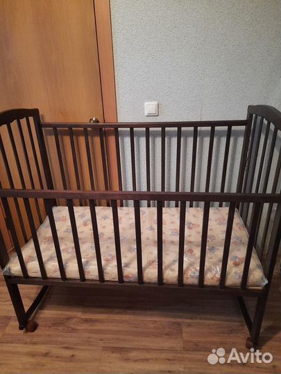 Детская кровать манеж