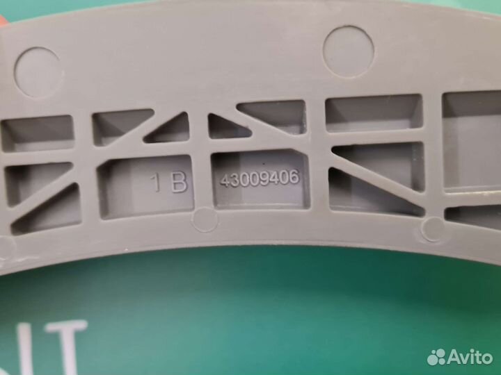 Петля люка candy