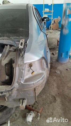 Заднее правое крыло опель астра h седан