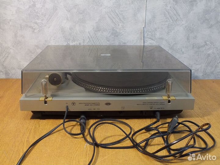 Проигрыватель пластинок ария 102 с иглой