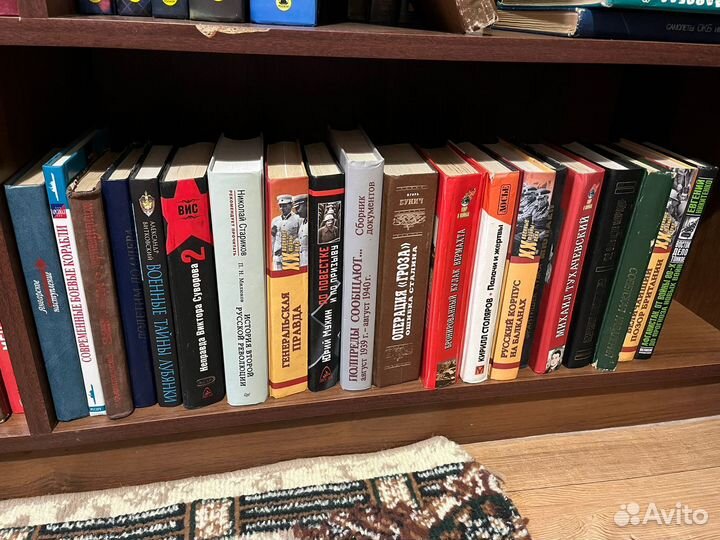 Книги разных жанров