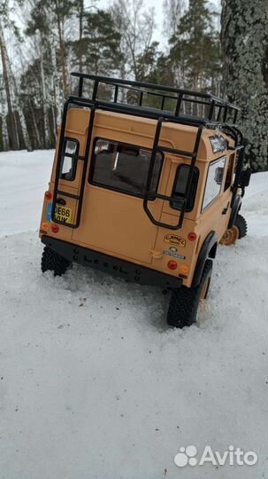 Rc модель 1 10 трофи Defender D90