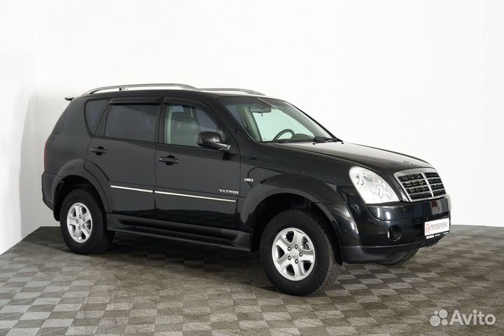 SsangYong Rexton 2.7 AT, 2011, 179 000 км