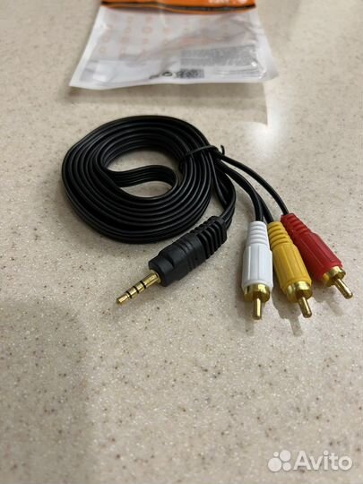 Кабель зrca - Jack 3.5 mm 1,5 метра (аудио-видео)