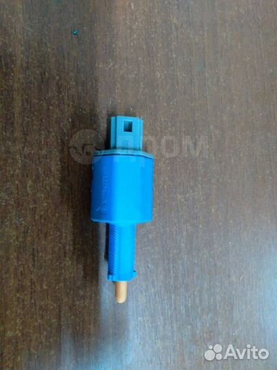 Датчик педали сцепления Renault Fluence 2013