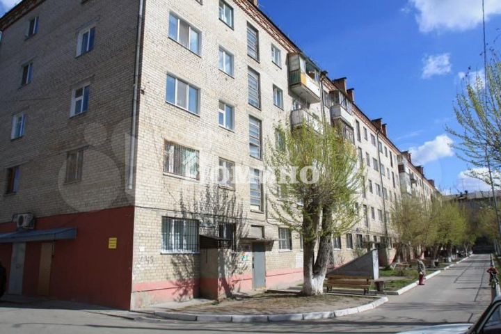 2-к. квартира, 43 м², 3/5 эт.