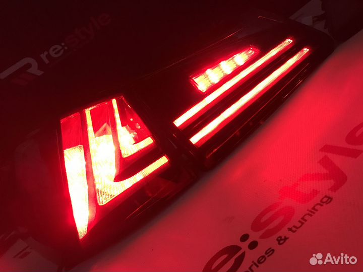 Стопы Lexus IS250 Y548