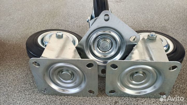 Колеса резиновые поворотное на площадке d160