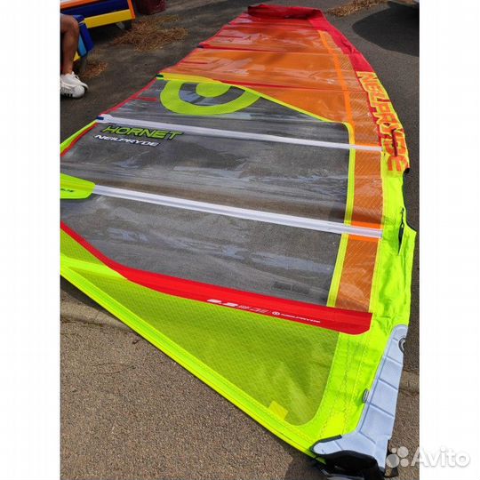 Парус для виндсерфинга neilpryde hornet 8.2 m²