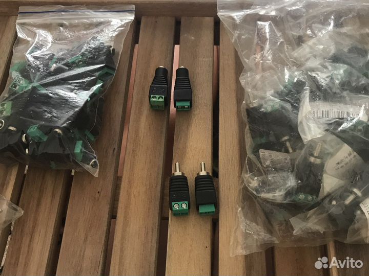 Разъем постоянного тока клемма