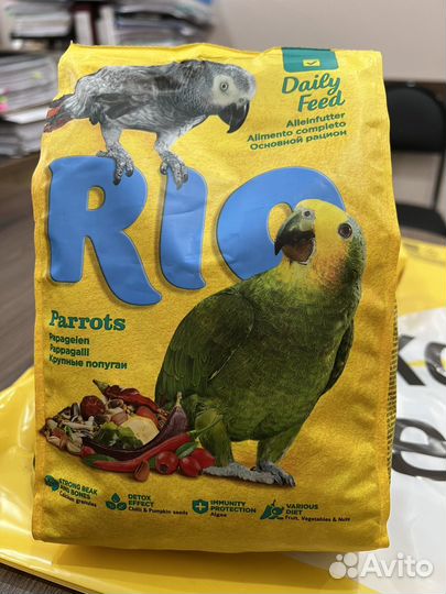 Корм для крупных попугаев