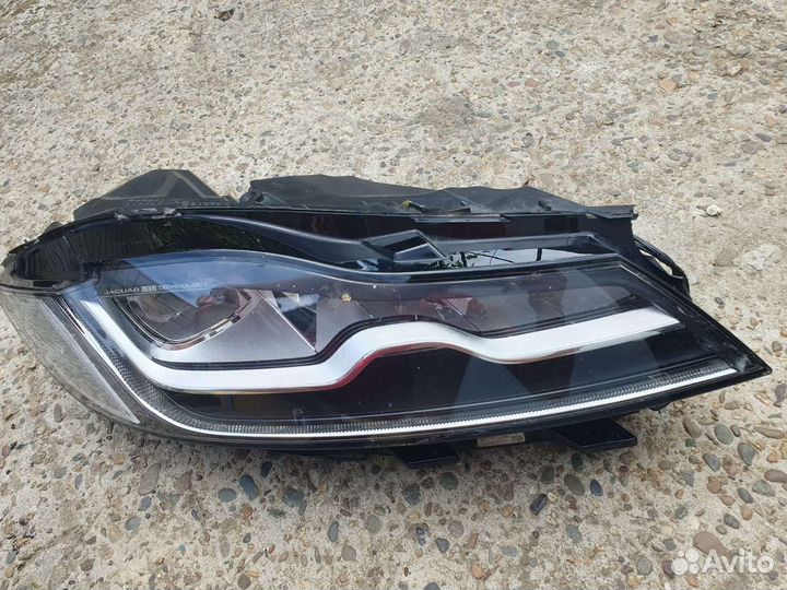 Фары правая jaguar f pace