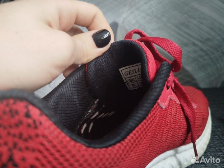 Кроссовки красные мужские