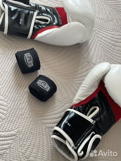 Боксерские перчатки 12 oz