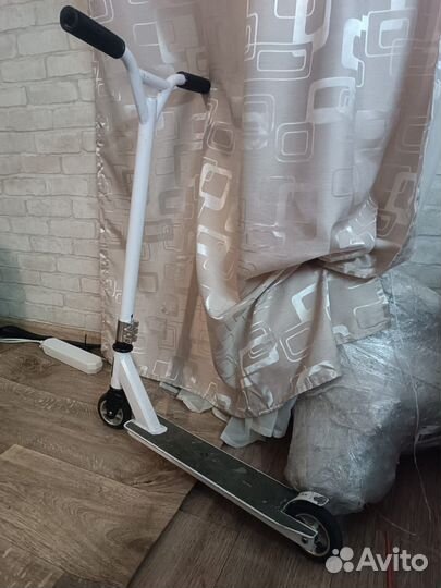 Самокат детский двухколесный трюковой бу