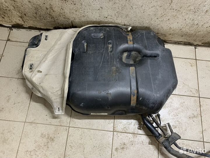 Бак топливный на Nissan Primera P12