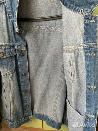 Джинсовая куртка