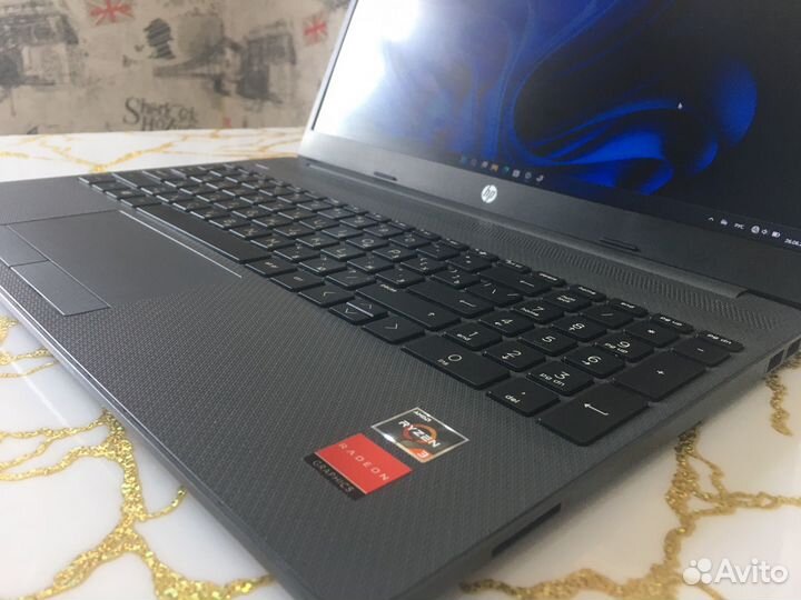 Ноутбук HP Ryzen3