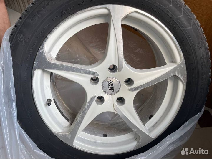 Accelera 651 215/55 R17 R