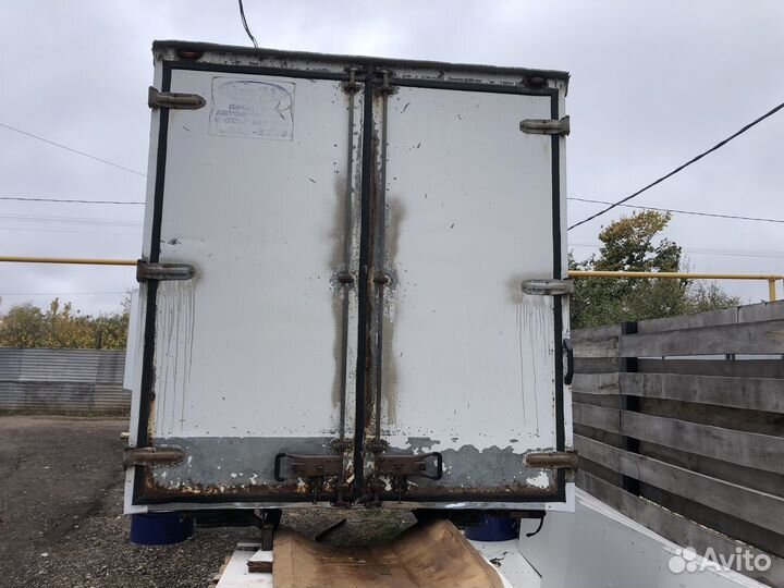 Изотермический фургон на газель сендвич