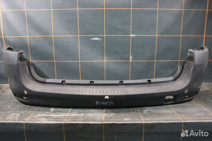 Бампер задний - LADA Largus