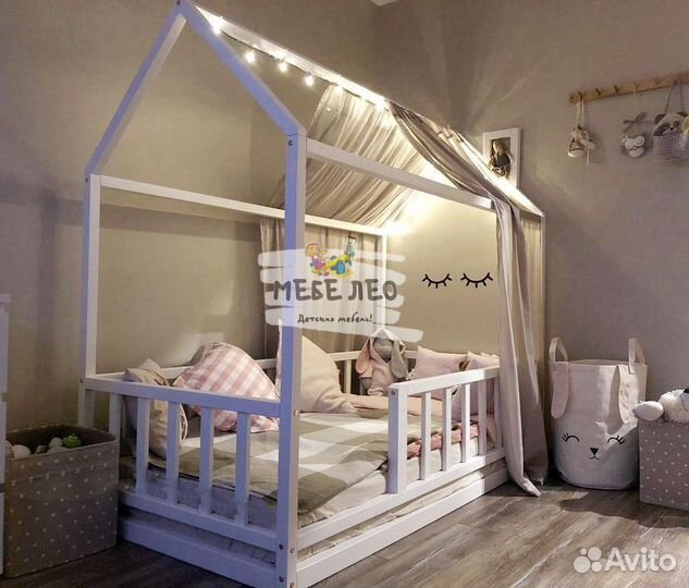 Детская кровать домик