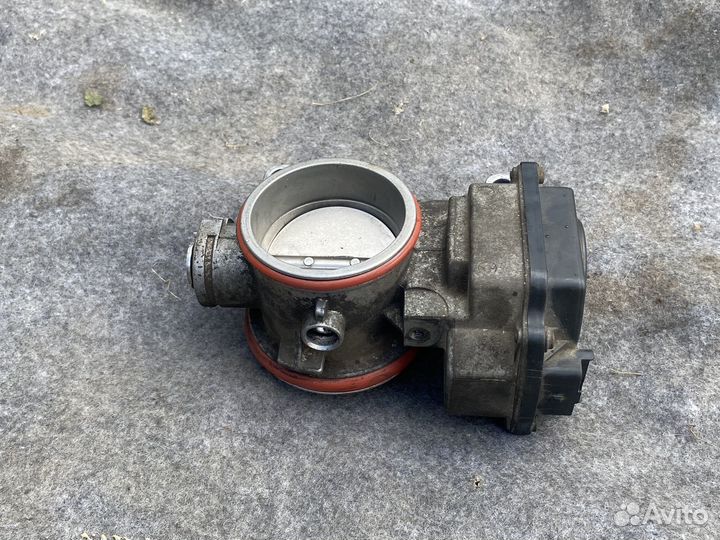 Дросельная заслонка Renault Scenic 1