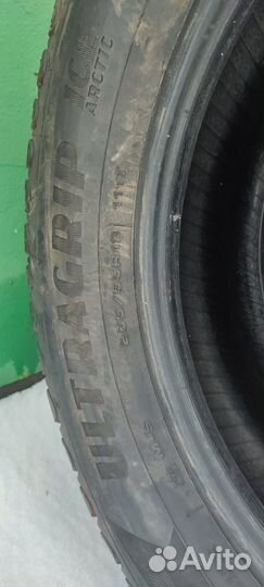 Goodyear UltraGrip Ice Arctic SUV 255/55 R19 111
