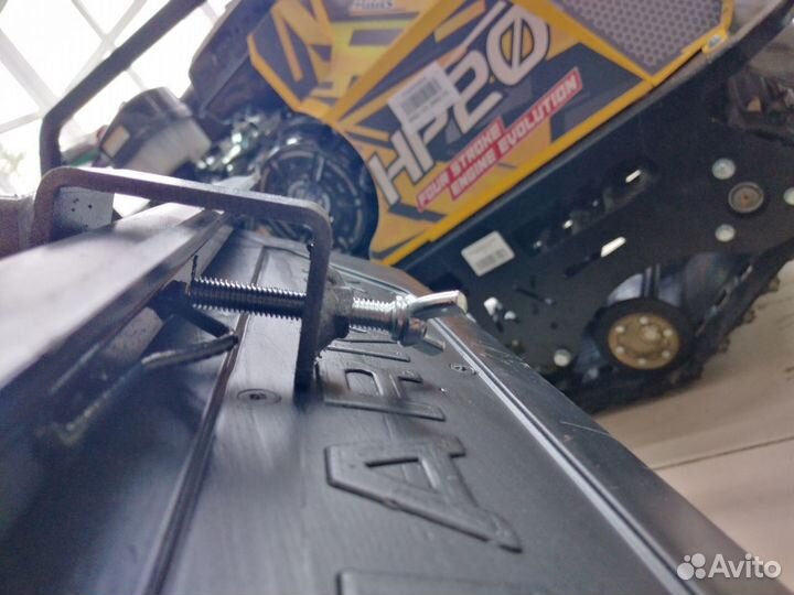 Сиденье на сани-волокуши 1местное со спинкой усил