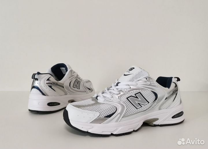 Комфортные New Balance 530 кроссовки