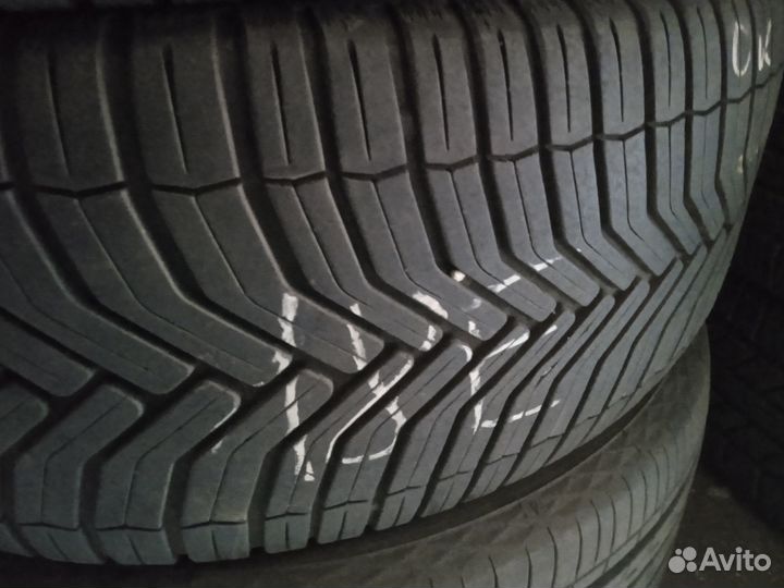 Michelin CrossClimate 225/45 R17