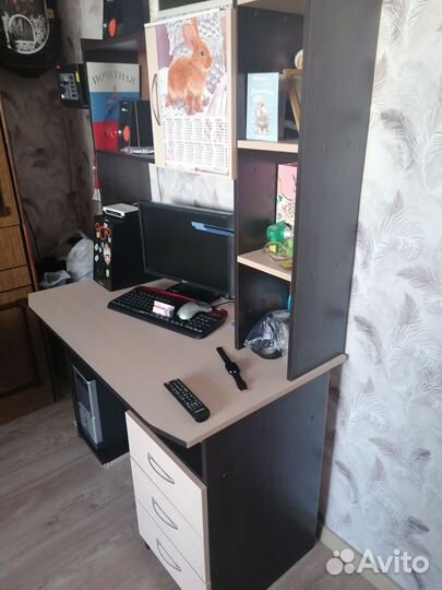 Компьютерный стол бу