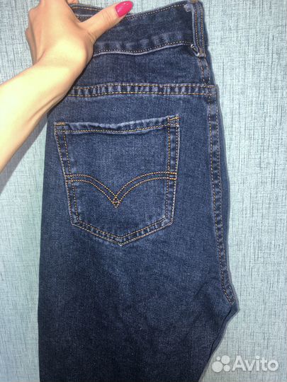Джинсы новые