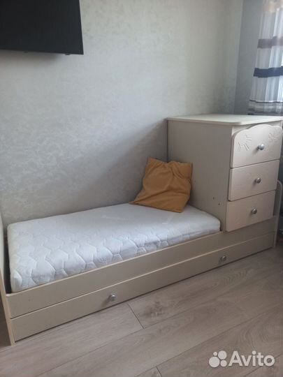 Детская кроватка трансформер с маятником