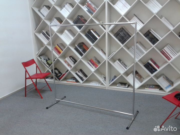 Вешалка напольная