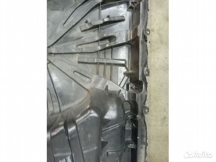 Пол под запаску, 8200948423 renault megane 3, 3047927