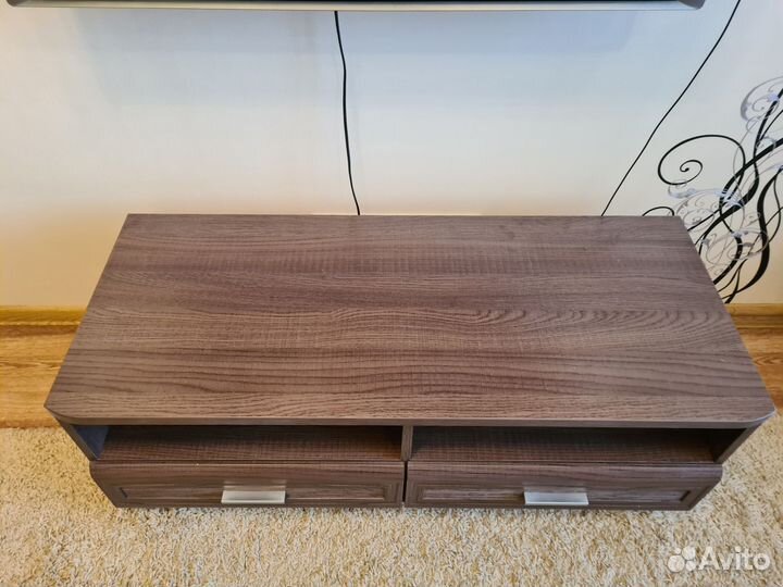 Тумба под телевизор