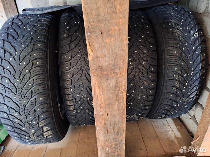 Nokian Tyres Hakkapeliitta 9 185/65 R15 92T