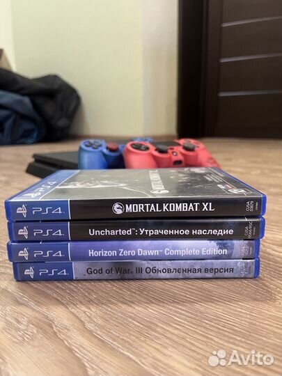 Sony playstation 4 slim