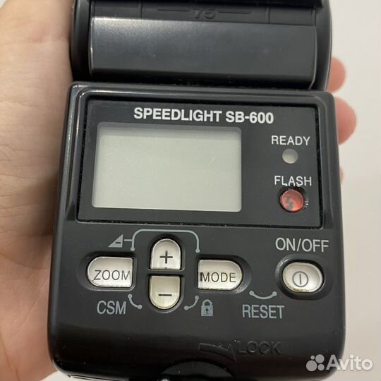 Фотовспышка nikon